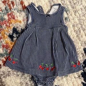 Doesn’t fit my baby anymore!